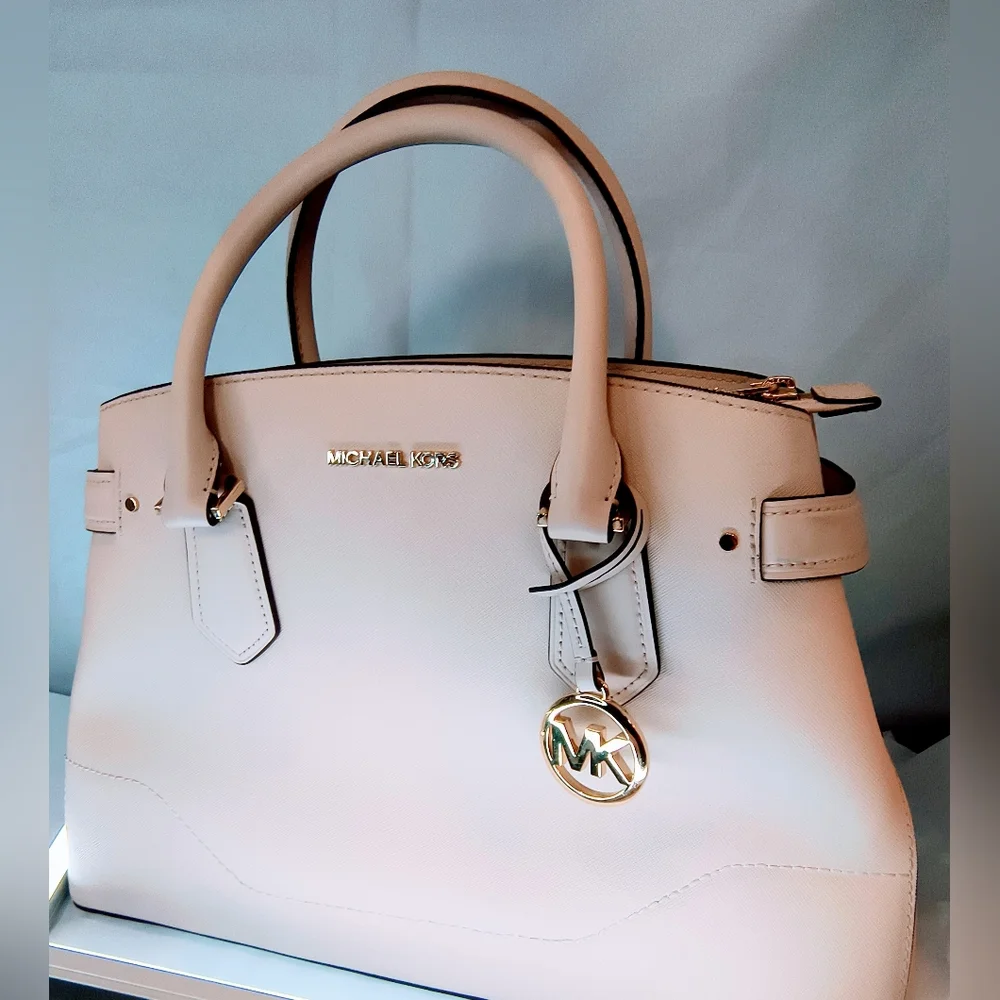 MICHAEL KORS Light Pink‎ Lynn Saffiano Leather Satchel Bag